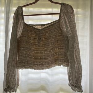 BRAND NEW LONG PUFF SLEEVE AMERICAN EAGLE BLOUSE